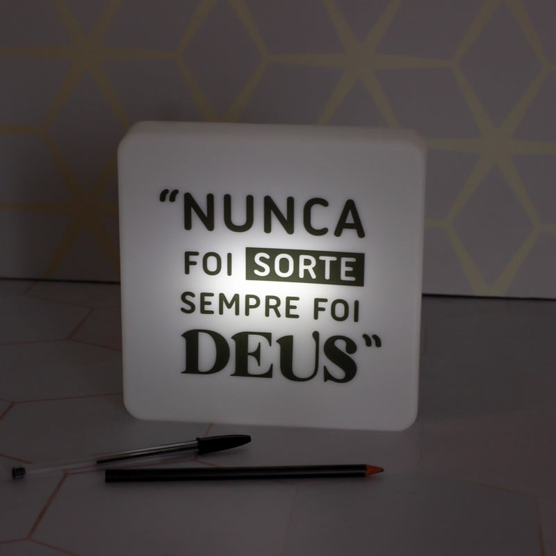 Luminária Slim Box Sempre foi Deus